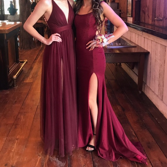 Size 2 maroon Jovani prom dress! - Picture 3 of 6